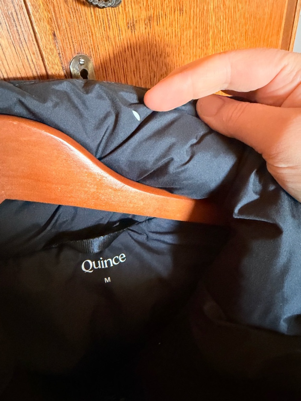 Quince Medium Black Responsible Down Puffer Jacket READ - Picture 6 of 9